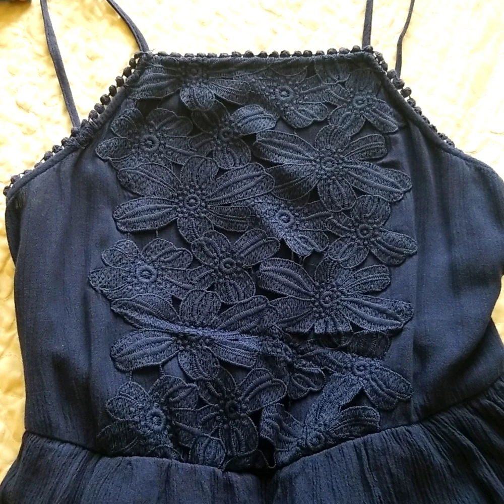 DONATED Coco + Jaimeson Navy Blue Floral Embroidered Romper DONATING 3/19 - Picture 4 of 10